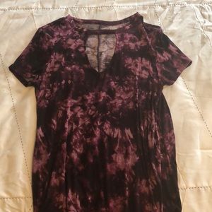 Maroon tie-dye shirt